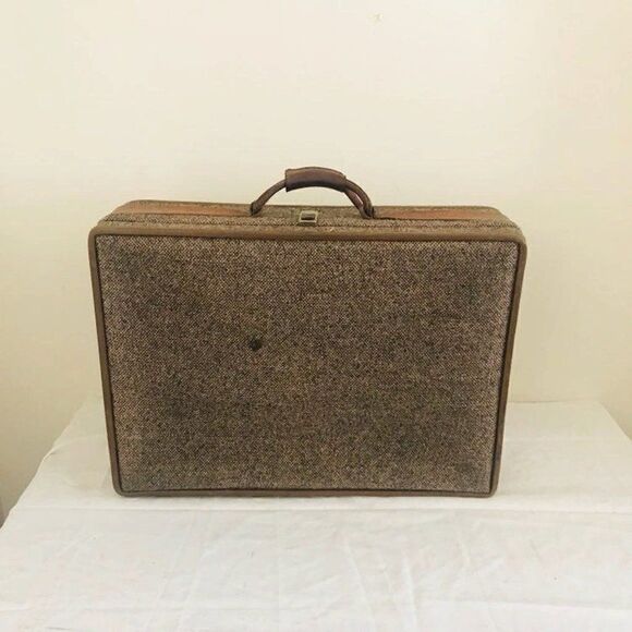Hartmann Vintage Tweed Suitcase with Garment Hanger - Picture 1 of 10